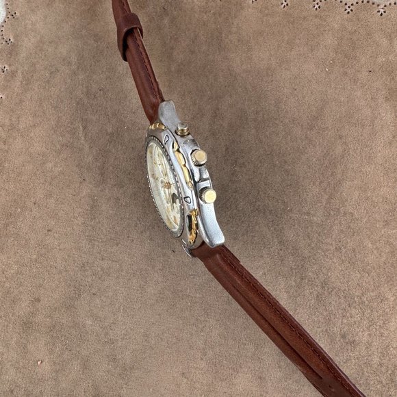 Vintage Berenger Moon Phase Watch Has 4 Sub Dials day date, month and Moon Phase - Picture 3 of 8